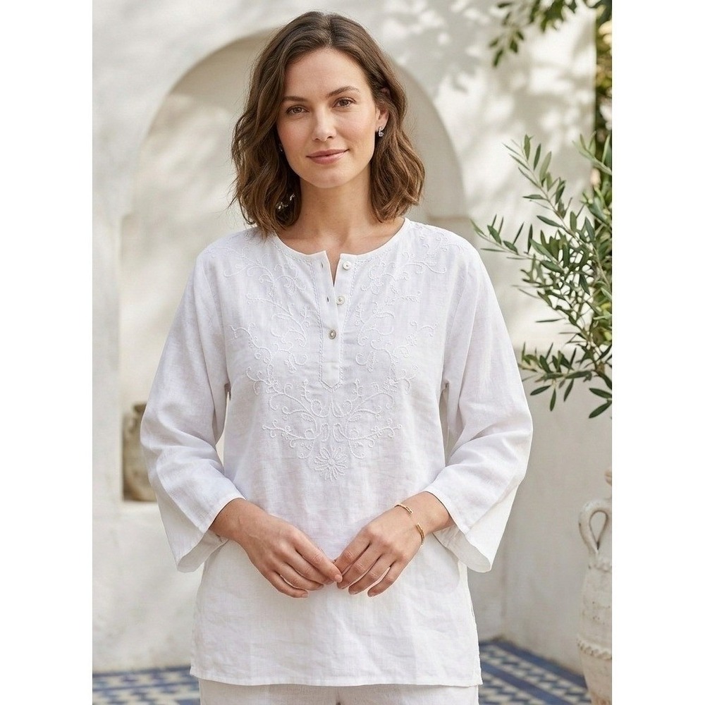 Willow Women's Embroidered Floral Henley Top Blouse White Minimalist Size Lโ NEW